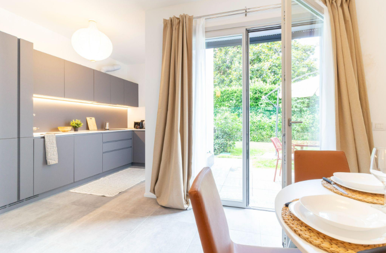 LE PRINCIPALI DIFFERENZE TRA LA LOCAZIONE TURISTICA E LA CASA VACANZA